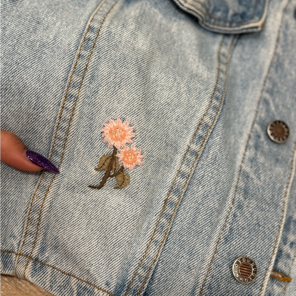 Vintage 90's Top, Y2K County Seat Denim Trucker Vest Floral Embroidered - Picture 3 of 7